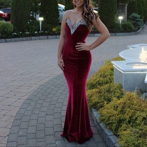 Portia and Scarlett Red Gown